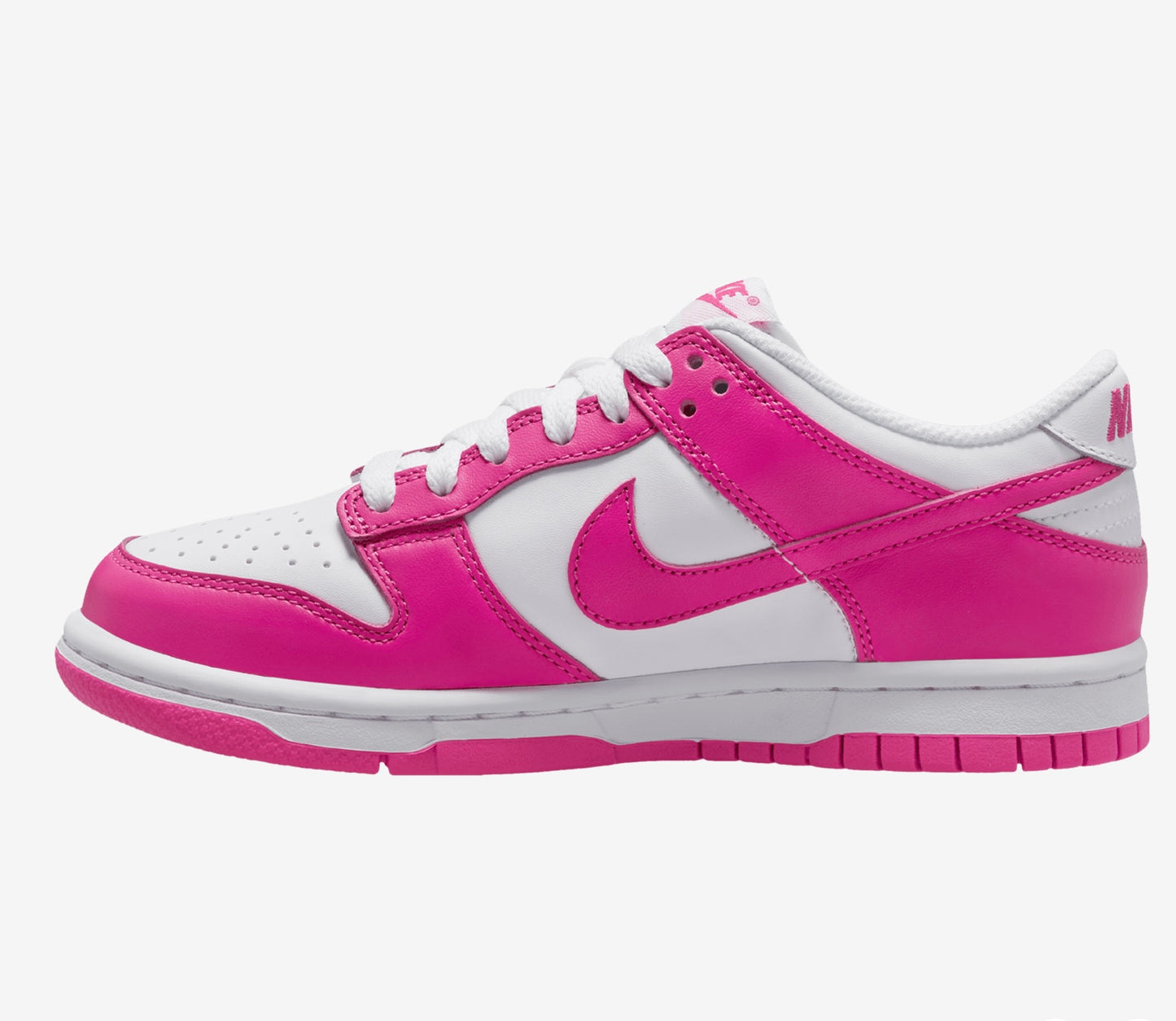 Nike Dunk Low, SIZE 5.5. Brand new
