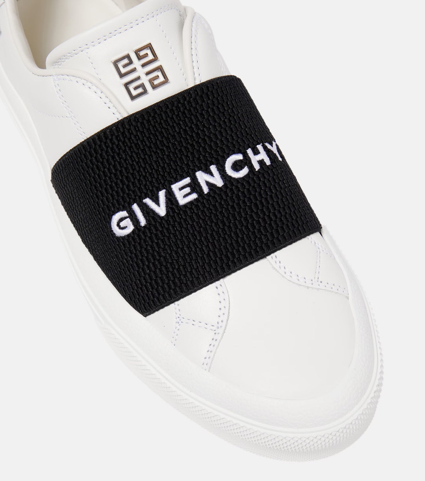 GIVENCHY BRAND NEW
City Sport leather sneakers, Size 36