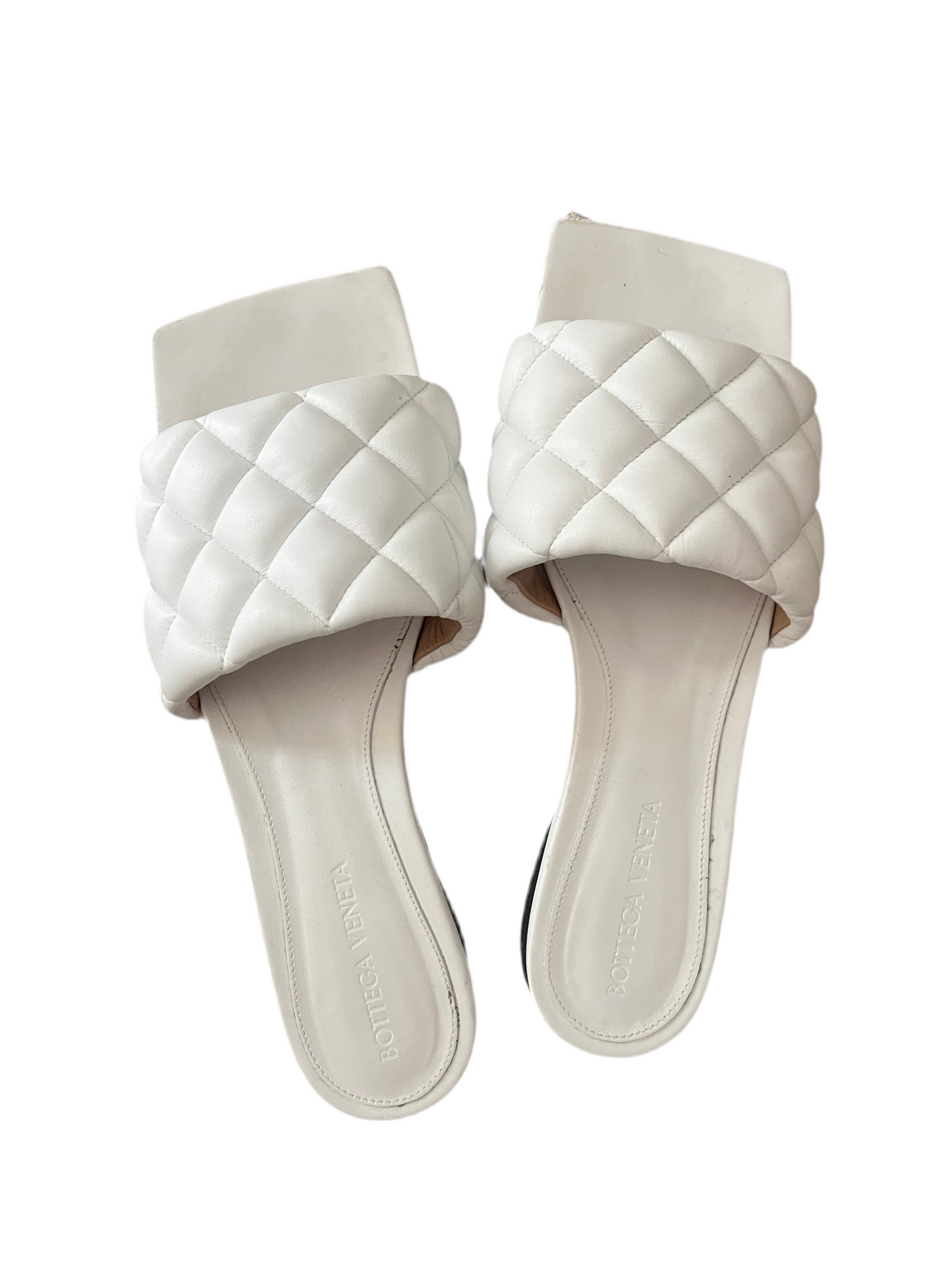 BOTTEGA VENETA padded flat sandals, size 37