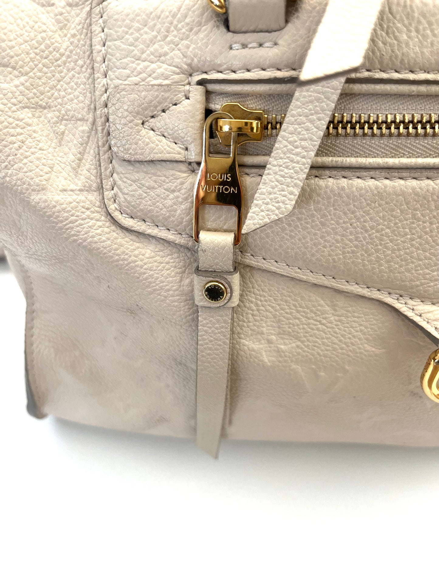Louis Vuitton
Monogram Empreinte Lumineuse PM