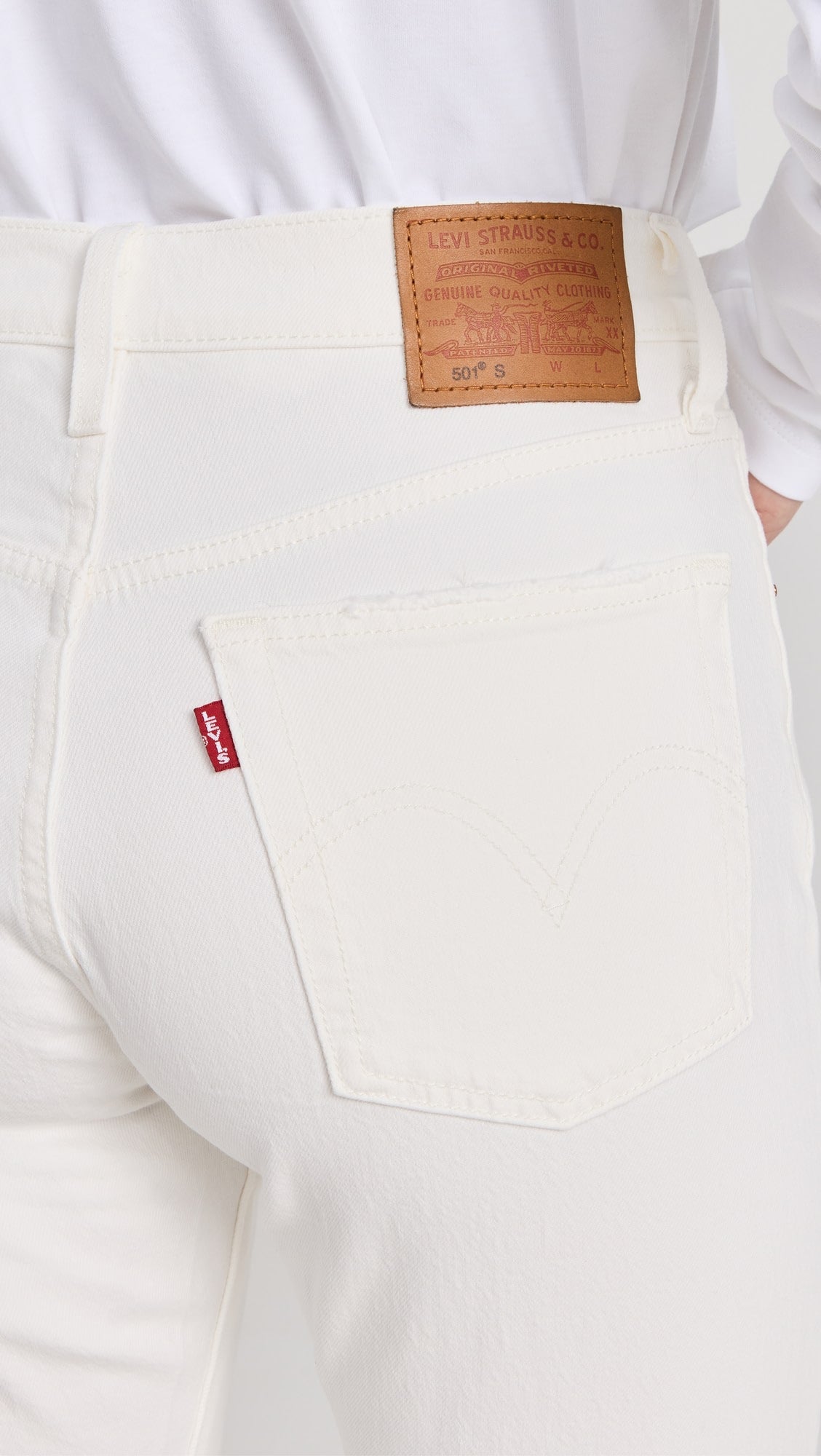 Levi’s 501 Skinny Filiforme new with tags size 27,