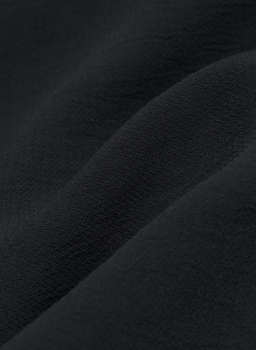 Aritzia Black Effortless Pant, size 6 