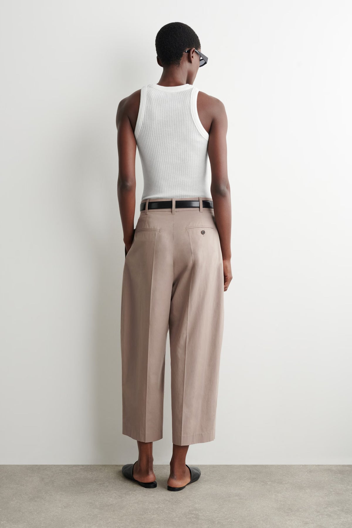 COS TAILORED COTTON BARREL-LEG PANTS, Size 4
