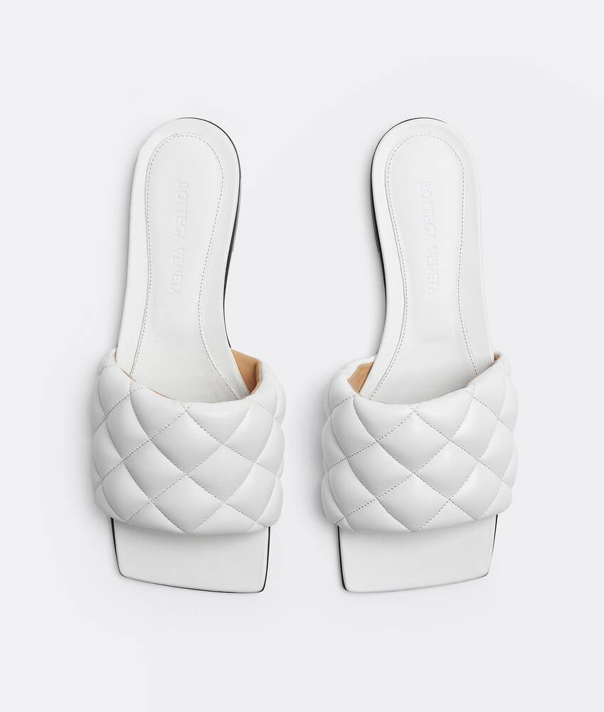 BOTTEGA VENETA padded flat sandals, size 37