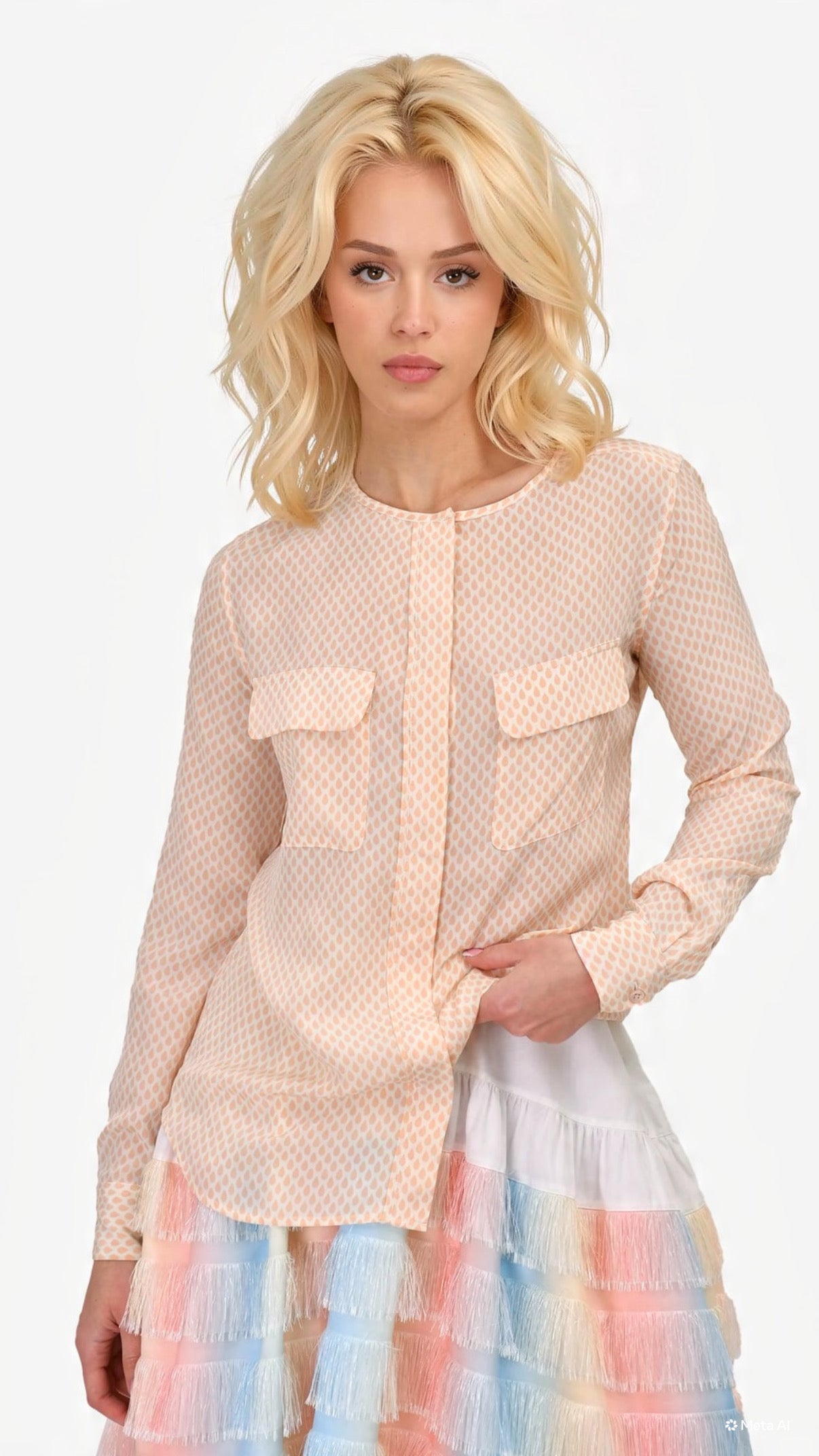 Equipment NWT Lynn Silk Dew Drop Button Down Top, Size Small