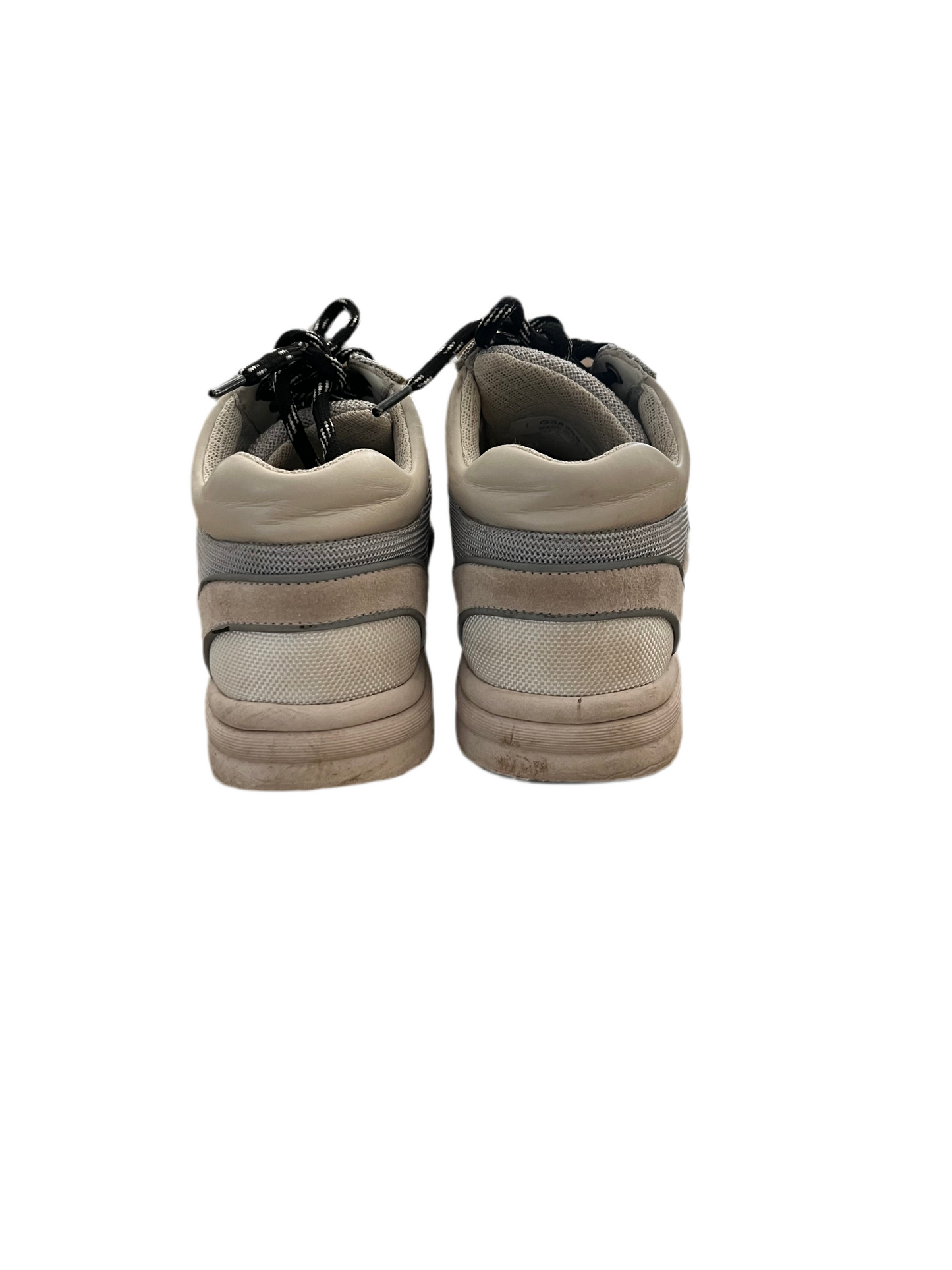 Chanel Interlocking CC Logo Leather Sneakers
Women's Size 8.5, 39