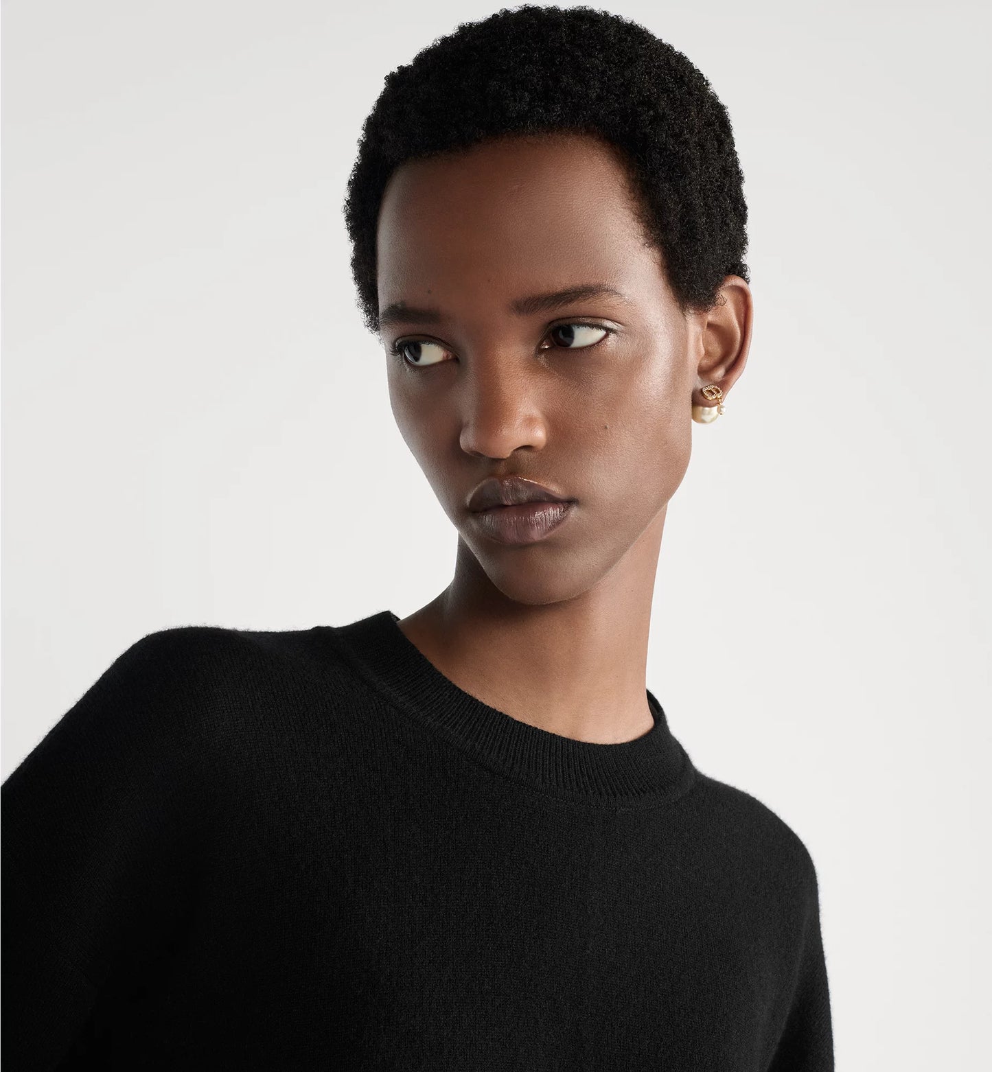 Dior J'Adior 8 Boxy Sweater
Black Cashmere, SIZE 8