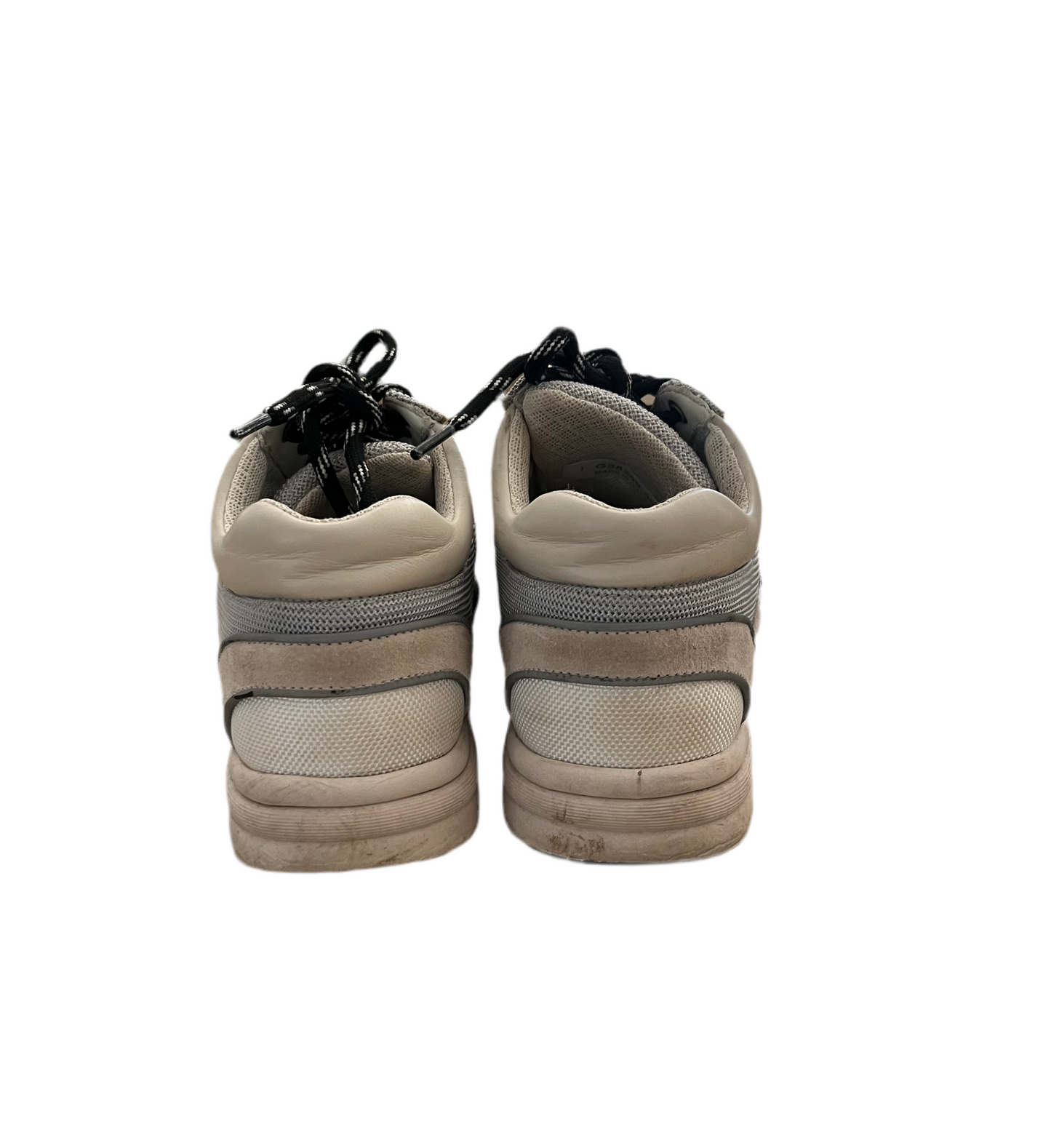 Chanel Interlocking CC Logo Leather Sneakers
Women's Size 8.5, 39