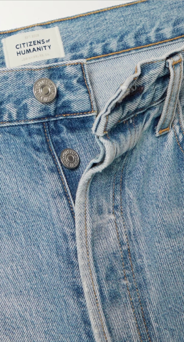 CITIZENS OF HUMANITY
Eva distressed jeans, SIZE 26