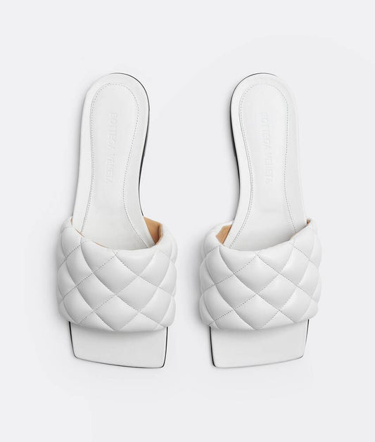 BOTTEGA VENETA padded flat sandals, size 37
