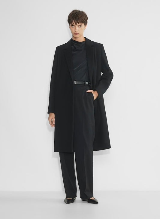 Babaton
The Stedman Coat - Virgin Wool
Black, XSMALL