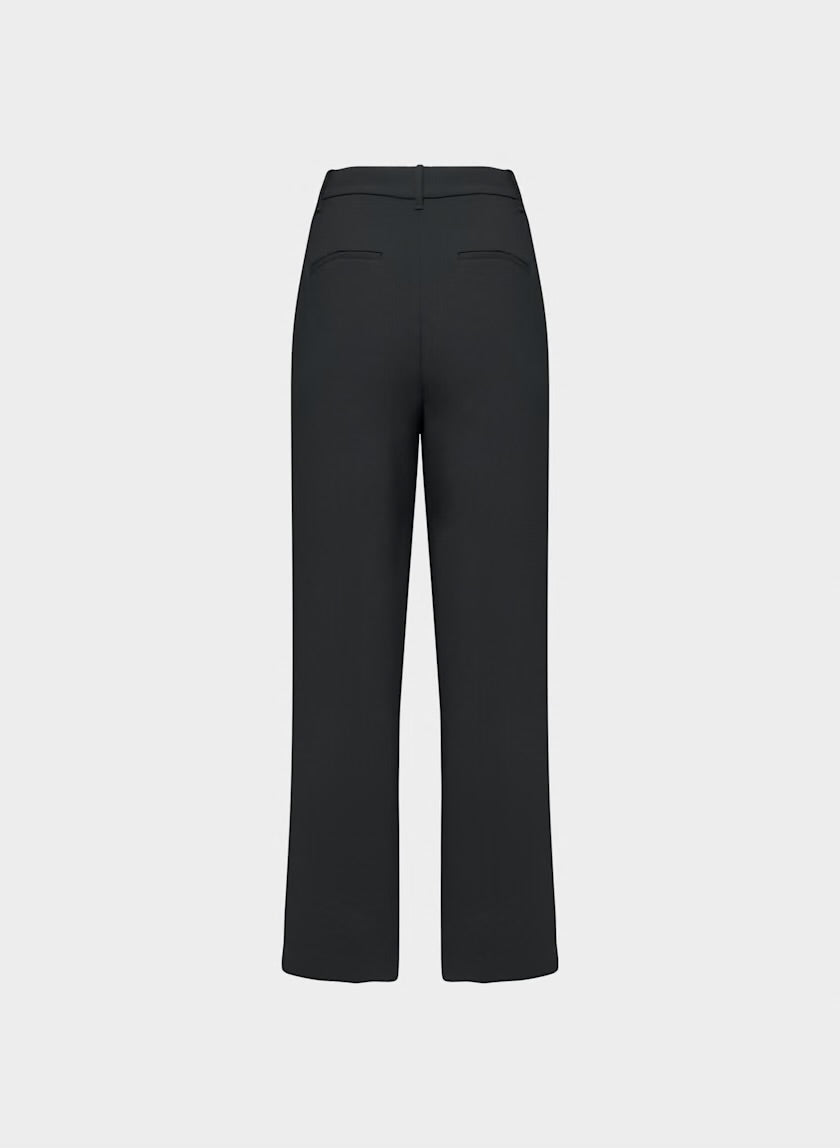 Aritzia Black Effortless Pant, size 6 ￼