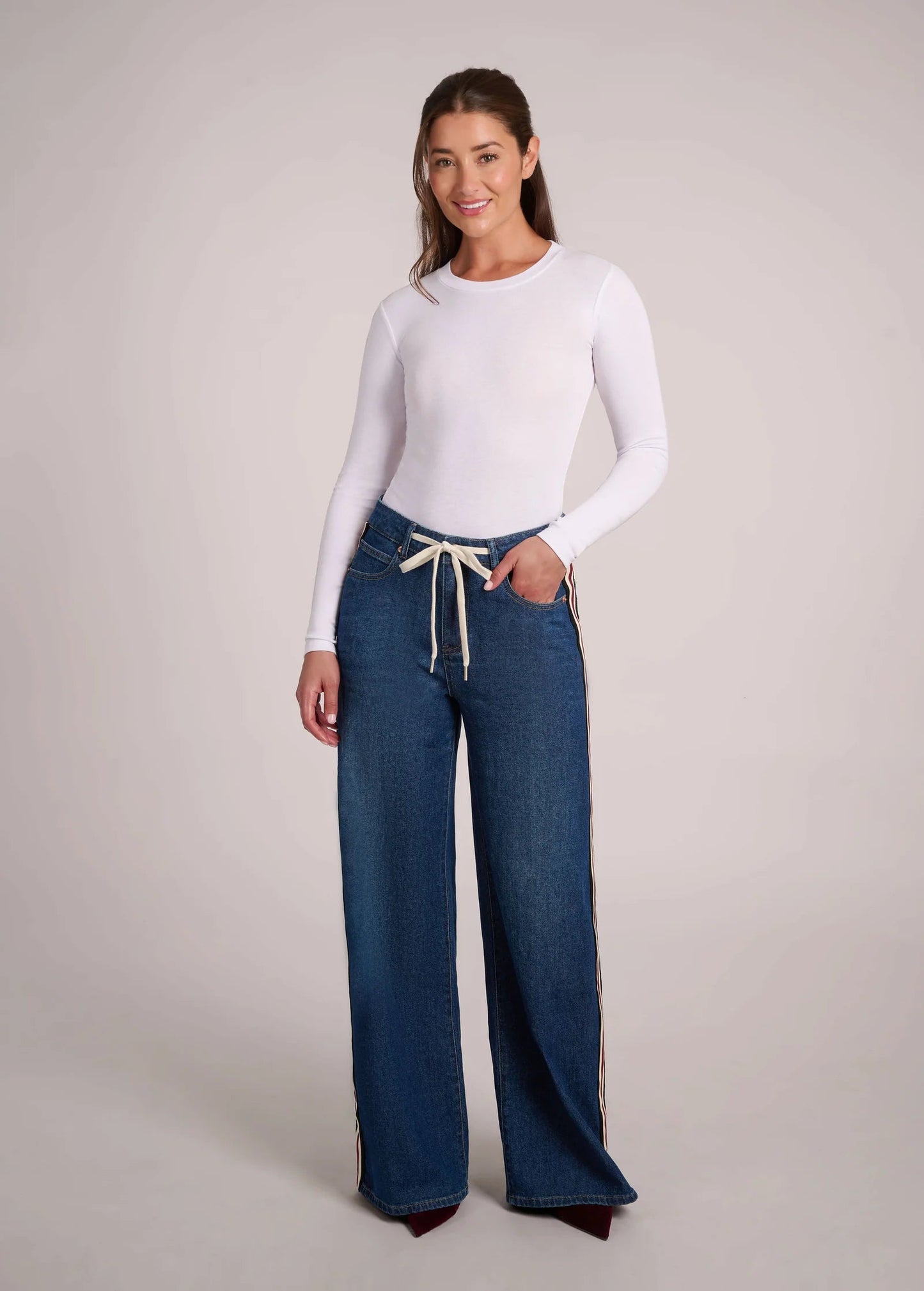 Yoga Jeans - Lily Wide Leg in Carina, Size 25