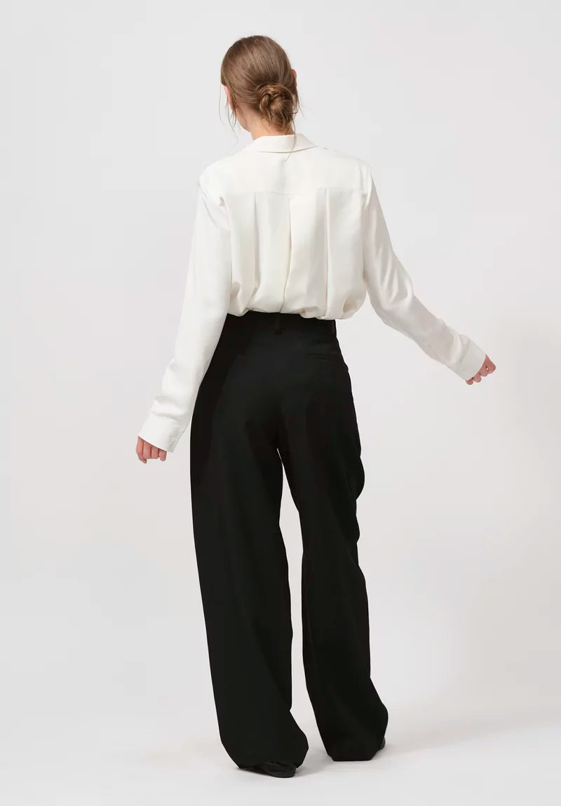 THE ROW Wool Rufos Pants in Black, Size 4