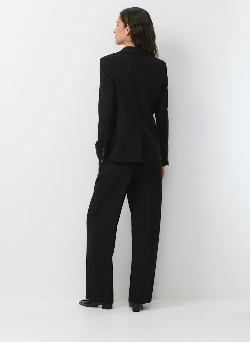Aritzia Black Producer Blazer - Eversential, SIZE 2