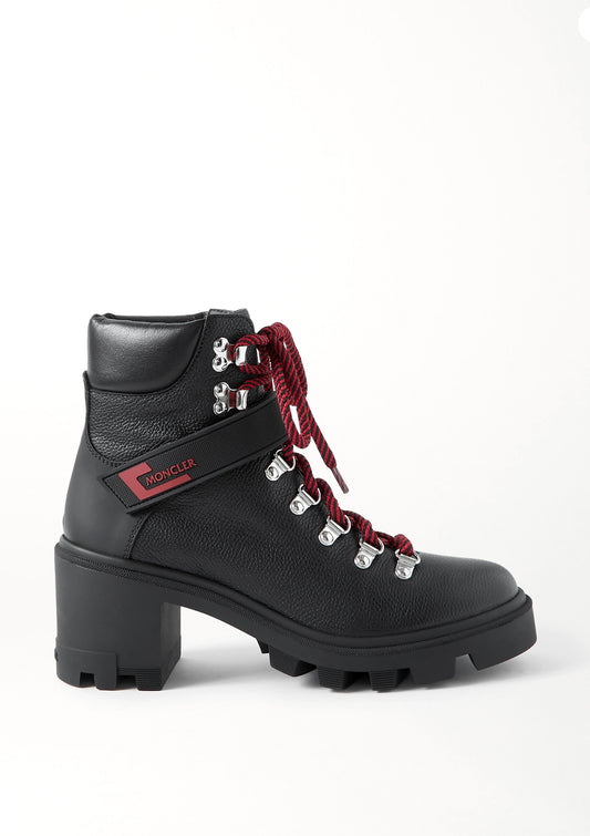 MONCLER Carol rubber-trimmed textured-leather ankle boots, SIZE 39