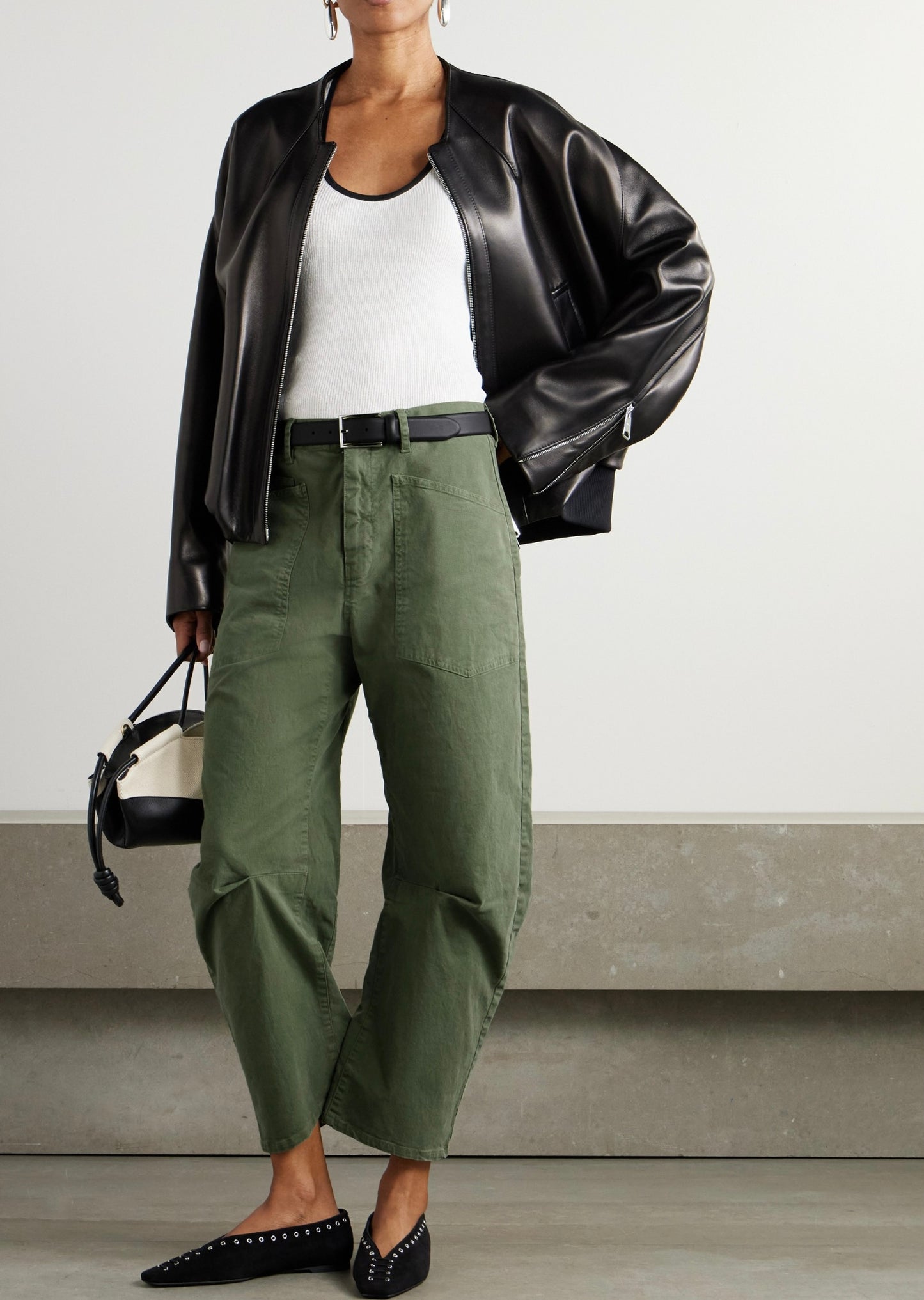 Nili Lotan Shon cotton-blend twill barrel-leg pants Green Pants, SIZE 0 (FITS OVERSIZED)  Size 28