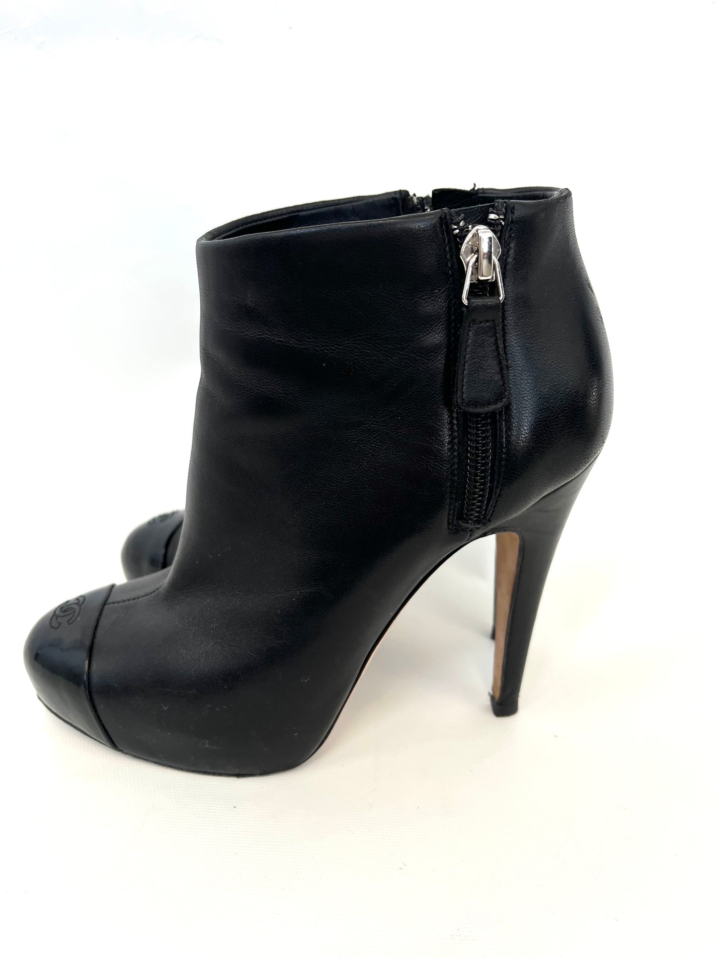 CHANEL CC BLACK BOOTIES, size 36